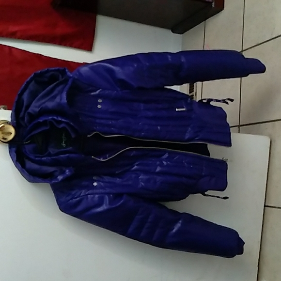 Jackets - Picture 1 of 2